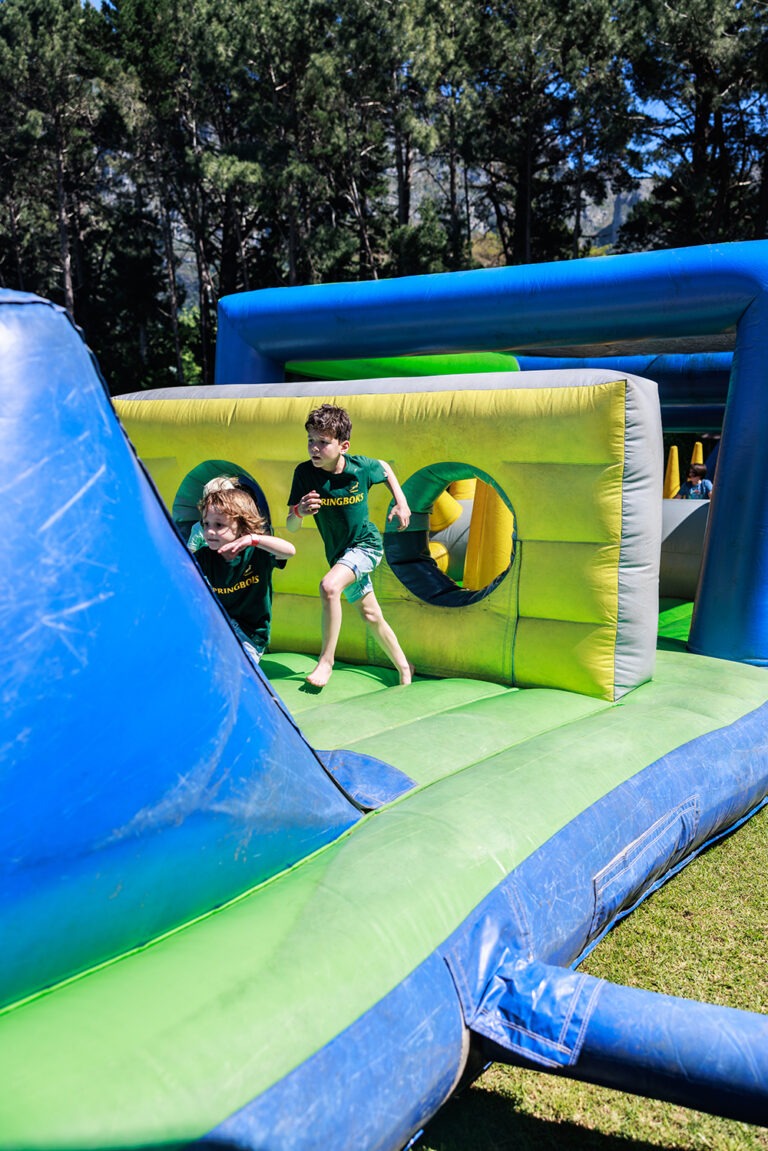 South Africa's biggest inflatable obstacle course! biggest, inflatable, obstacle, course, tuff, nutterz, tufnutterz, events, parties