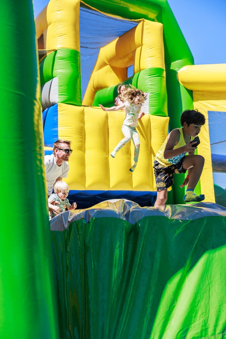 South Africa's biggest outdoor inflatable obstacle course! biggest, inflatable, obstacle, course, tuff, nutterz, tufnutterz