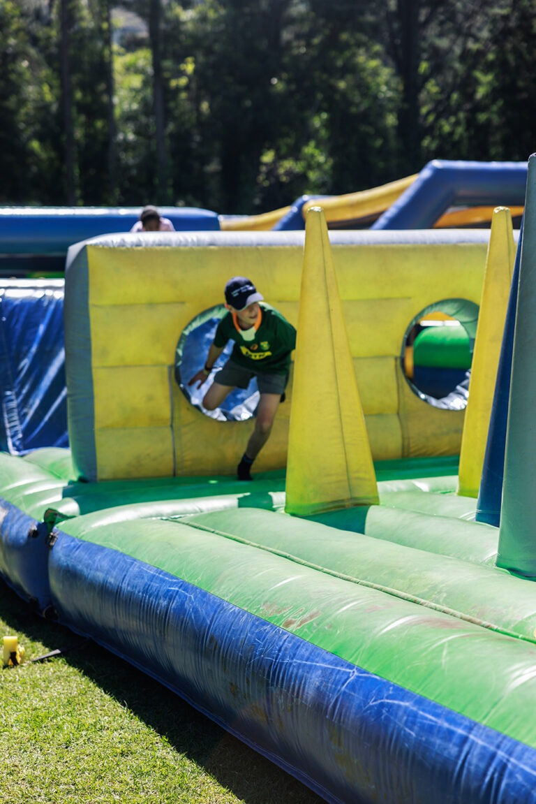 South Africa's biggest inflatable obstacle course! biggest, inflatable, obstacle, course, tuff, nutterz, tufnutterz, events, parties